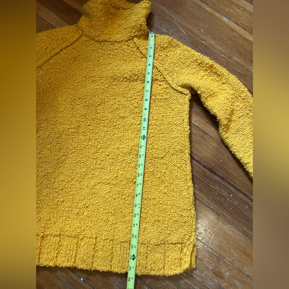 Anthropologie Moth Gold Yellow Oversized Turtleneck Sweater, Size Small - Picture 4 of 9